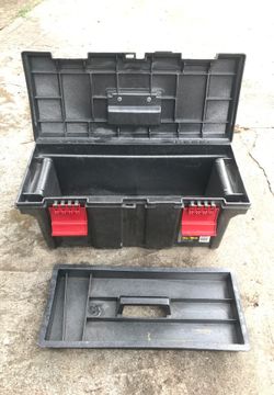 Rubbermaid tool box