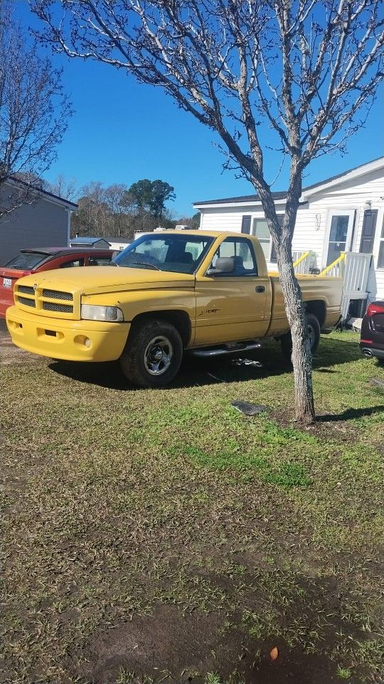 1999 Dodge Ram