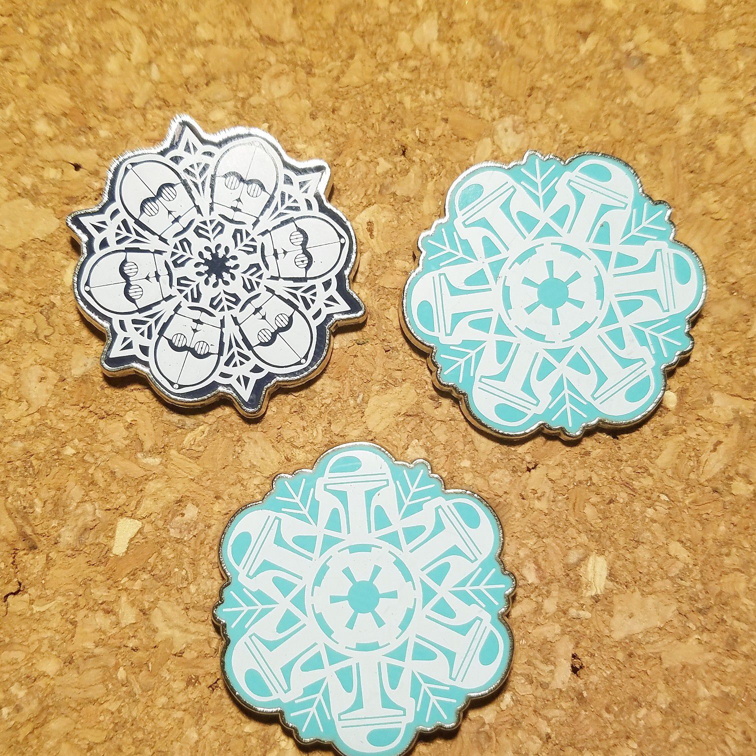 Disney Star Wars Snowflake pins