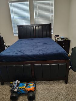 Bedroom set