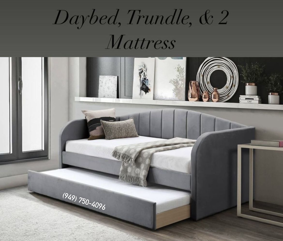 Twin/Twin Day Bed + 2 Mattress 