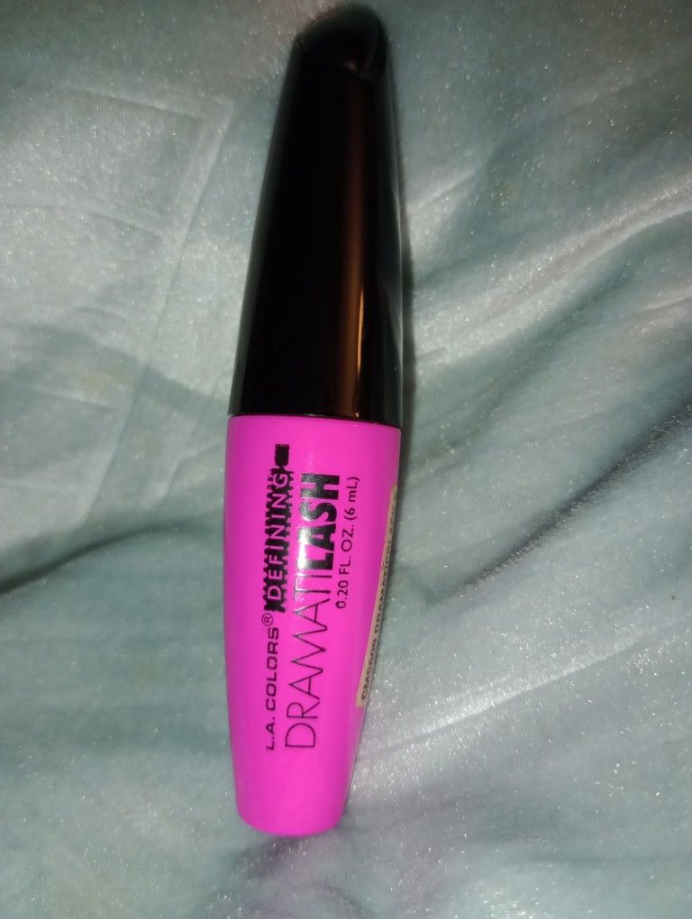 🩷 Mascara  Dranati Lash 20oz - Still Available 