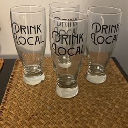 4 Drinking Glasses 