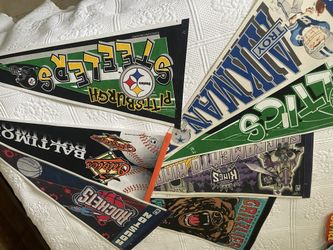 Vintage Sports Pendant Flags