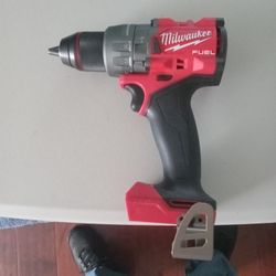 New Milwaukee M18 Fuel 4th Generation Hammer Drill Tool Only 