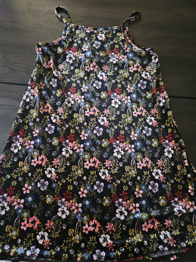 $5 Size L/XL velvet Dress  Teen 