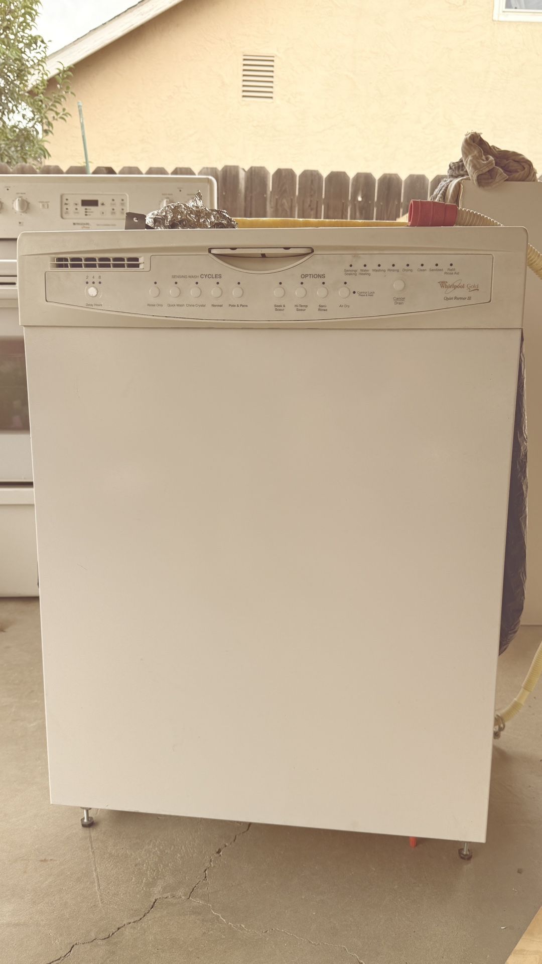 Whirlpool Dishwasher