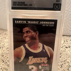 1992 Skybox USA  Magic Johnson #32 Slated Mint Grade 9