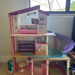 Barbie Dreamhouse 