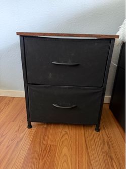 Small 2-Drawer Nightstand / Dresser