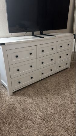 9 drawer dresser