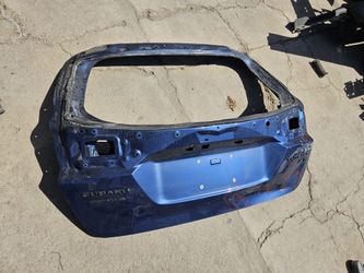Subaru Outback tailgate Oem