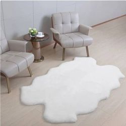 Sheepskin Rug - like new