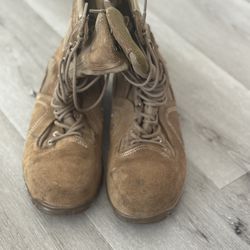 Belleville Khyber Boots (10.5 Men’s)