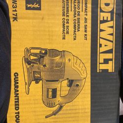 Dealt Compact Jig Saw Kit BRAND NEW corded