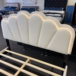 Queen Platform Bed Frame With LED lights 