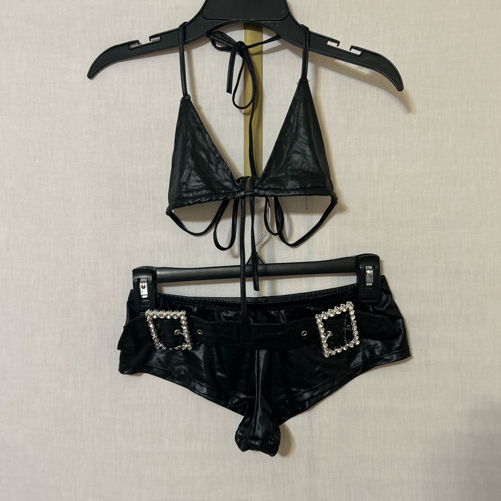 Black rave outfit