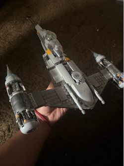 Lego mandalorian ship