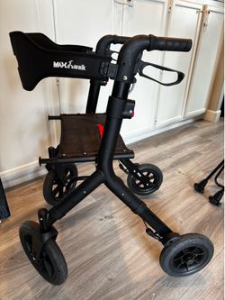 MAXWALK Rollator Walker w/ Seat – All Terrain Wheels – Like New