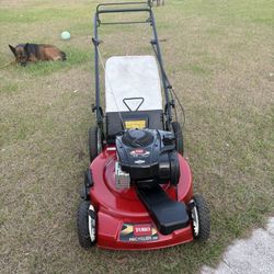 Lawn. Mower. Toro 🐂 Self.  Prop 