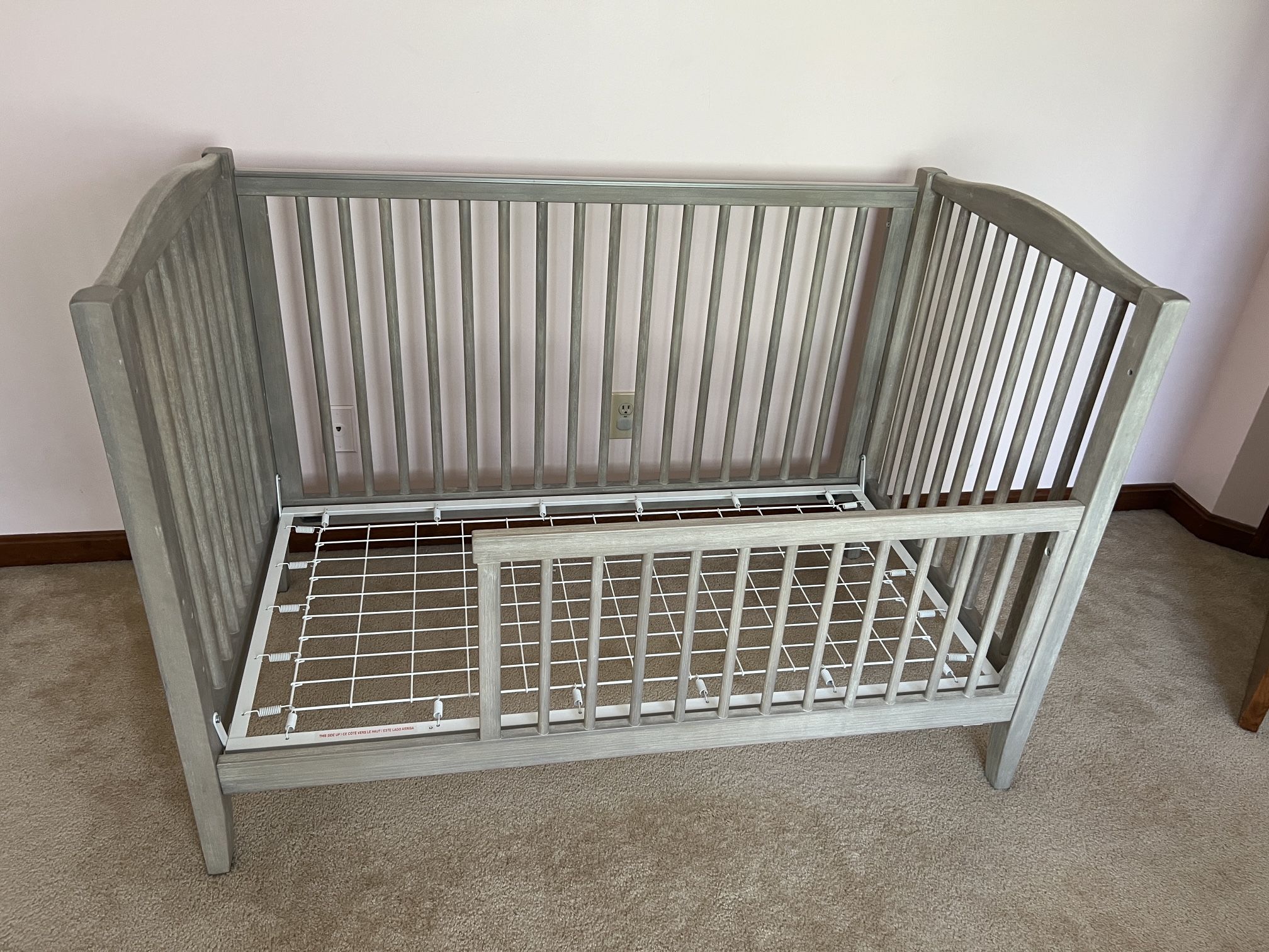 Pottery Barn - Emerson Convertible Crib