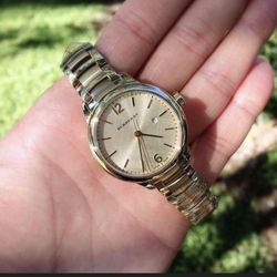 Burrberry classic watch