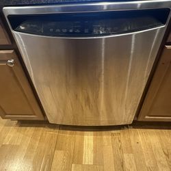 GE Profile Dishwasher (small leak on bottom)  OBO