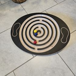 Labyrinth Wooden Balance Board