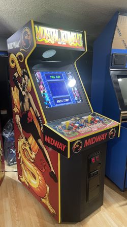 Restored And Upgraded - Mortal Kombat 1992 Arcade Game