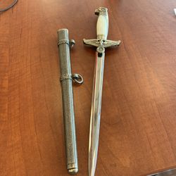 Fw Holler Berlin Dagger