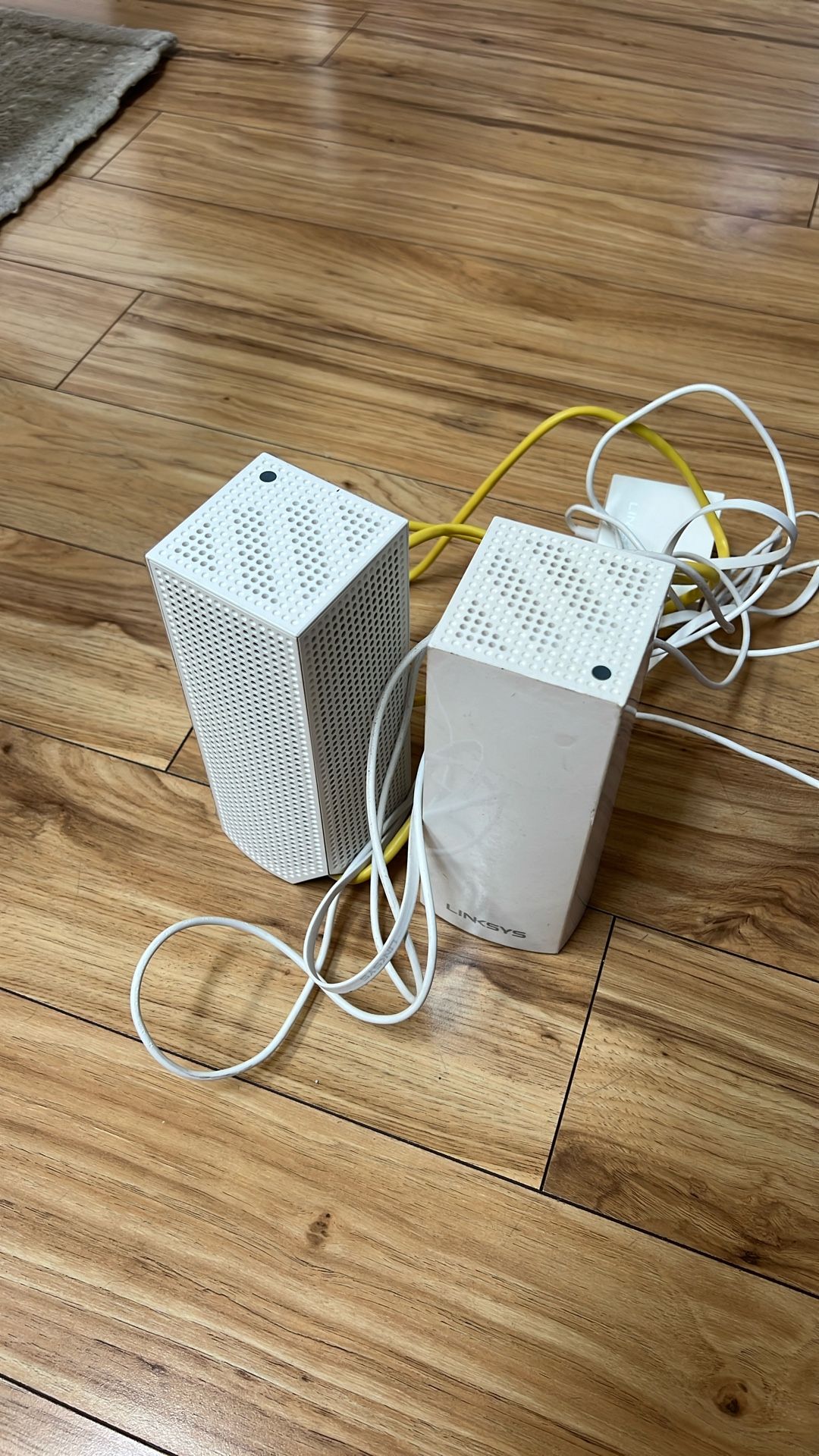 Linksys Velop Tri-band Whole Home WiFi Intelligent Mesh System