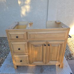 Bathroom Vanity Base Cabinet 40" x 21" x 35" in Wood 3 Drawers 2 Doors