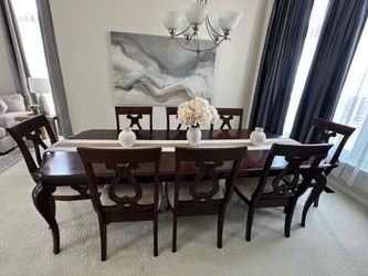 Beautiful Broyhill Solid Wood Cherry Dining Set – Seats 8
