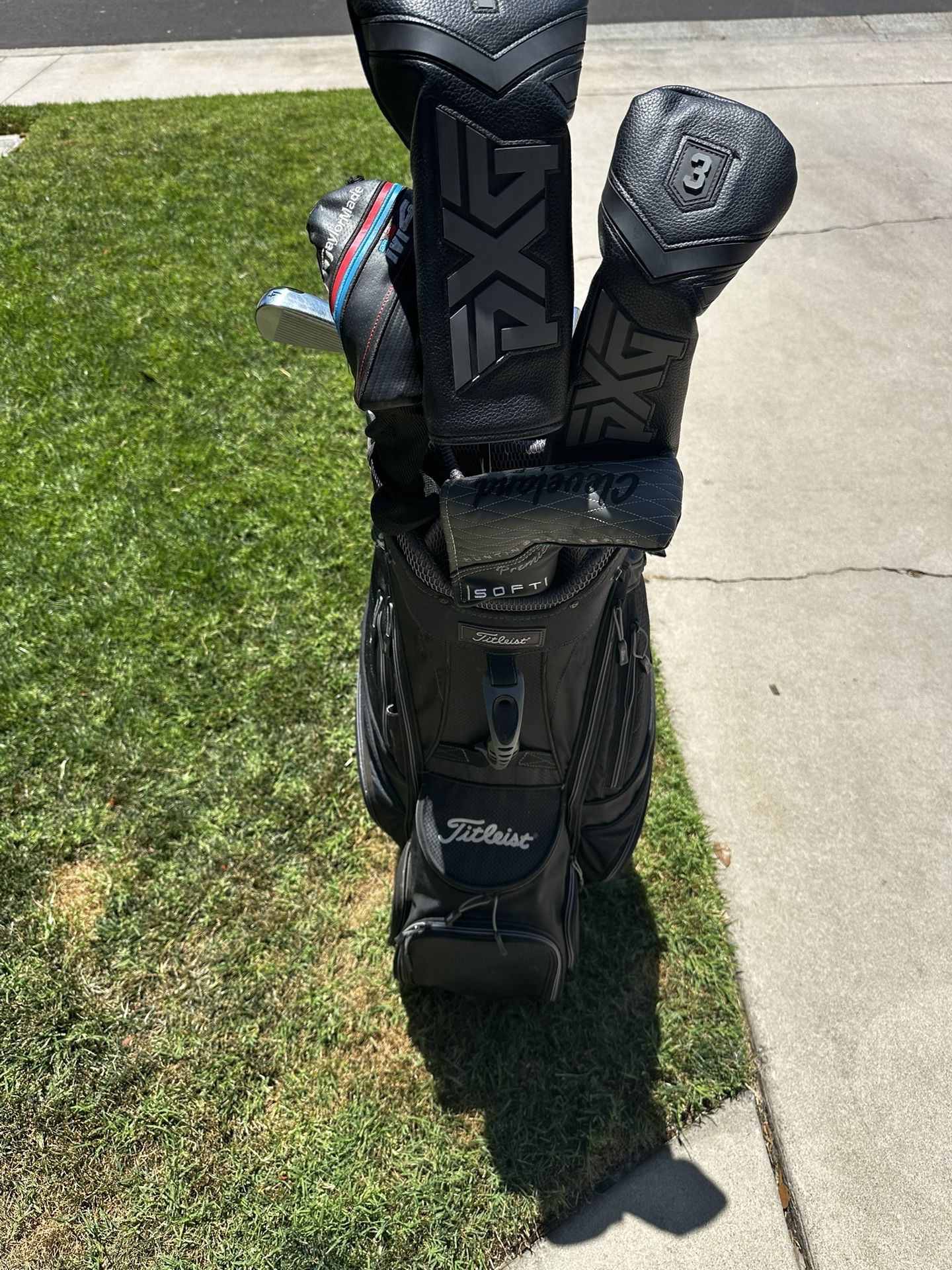 Left Handed Golf Set