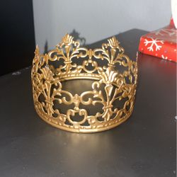 Metal Cake Topper Crown, $5