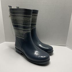 Size 7 Women Rain Boots