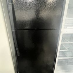Refrigerator Haier 30”