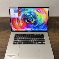 16" MacBook Pro Touchbar 32GB RAM*512GB SSD*2.4Ghz Intel 8 Core i9