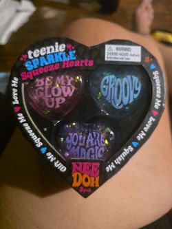 NeeDoh  Limited Edition Love Pack