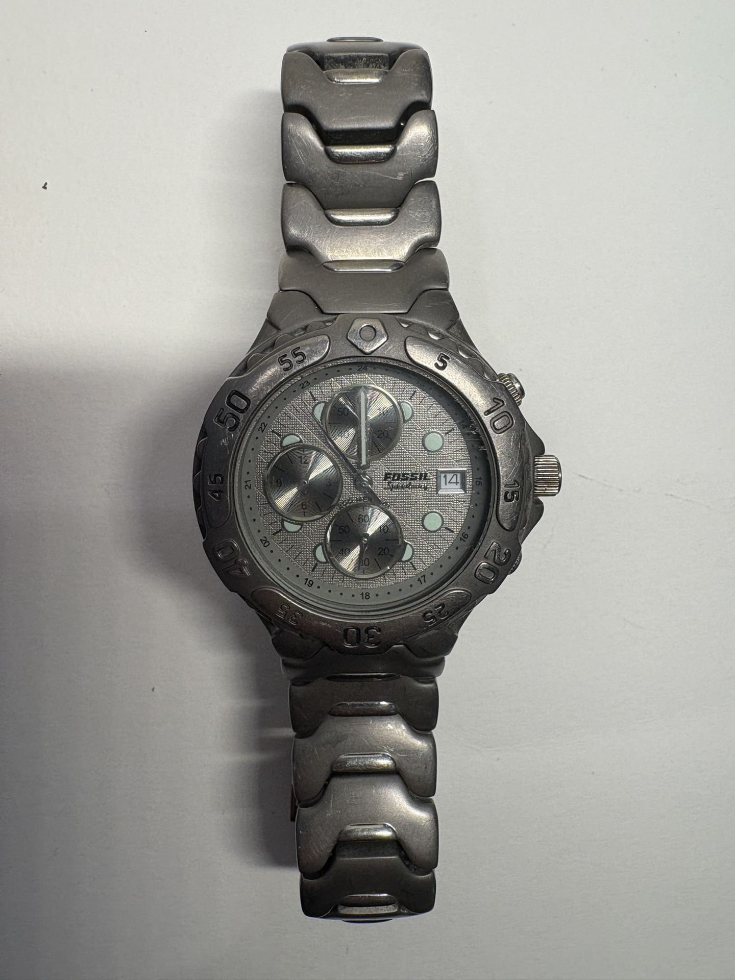 Fossil Blue Speedway TI-5044 Men’s Titanium Watch & Box – 200M Water Resistant