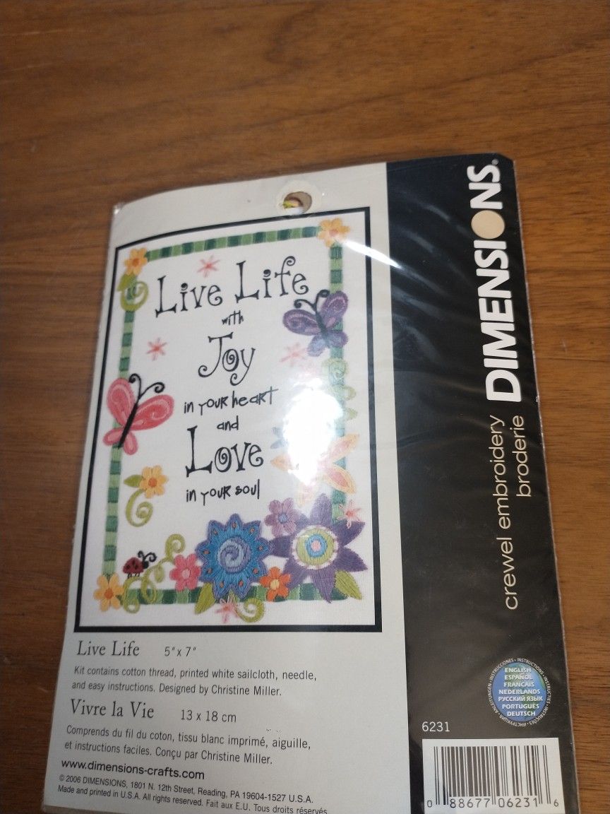 New Cross Stitch 5"X7" "Live Life With Joy In Your Heart And Love In Your Soul"