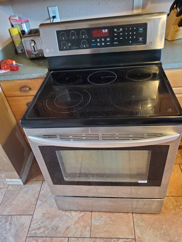 LG Electric Range F9 error for Sale in Puyallup, WA OfferUp