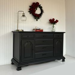 Thomasville Dresser - Buffet - Sideboard - Credenza - Bedroom Set - Dresser Set 