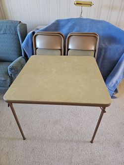 Card table 4 chairs