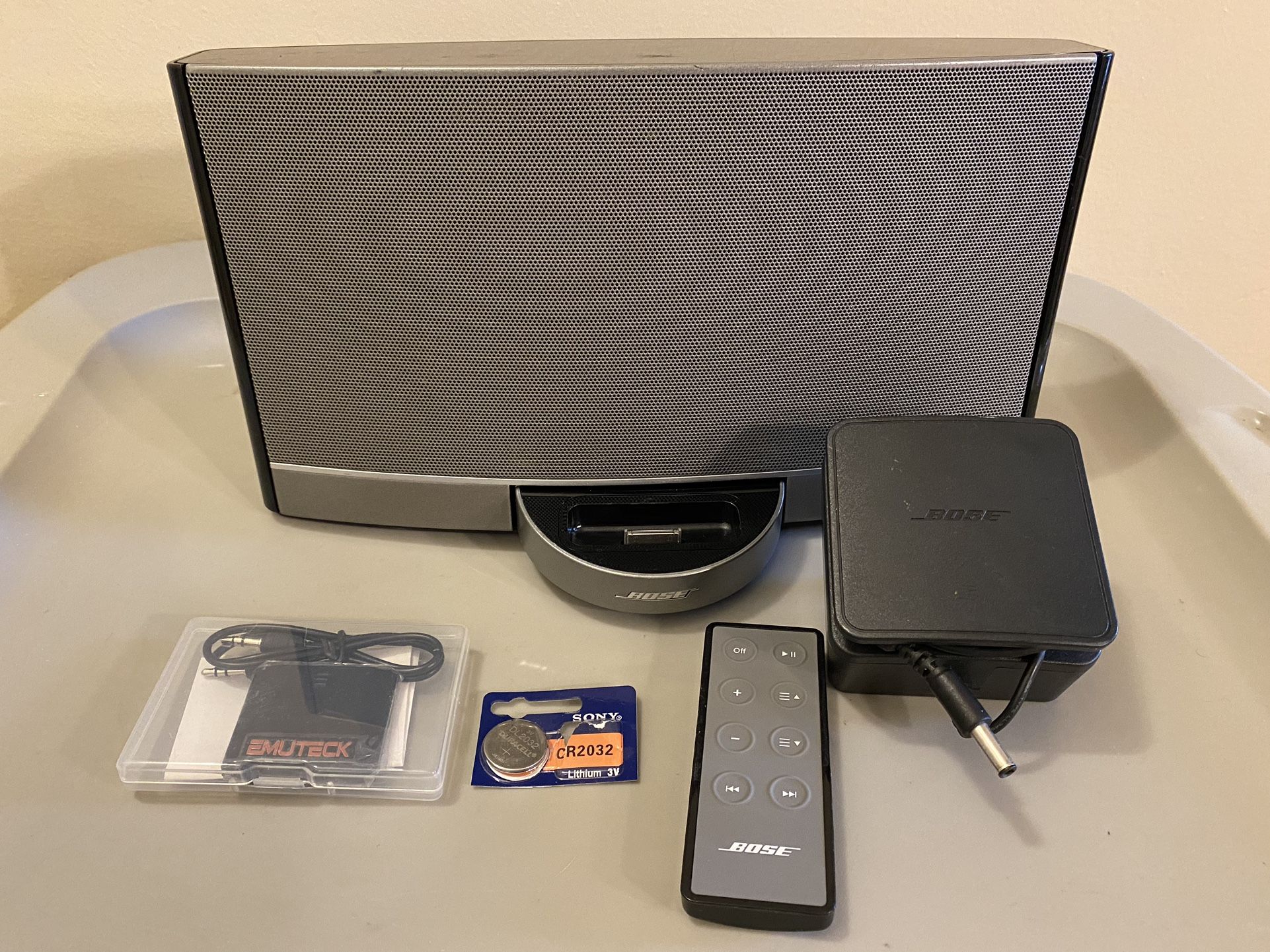 Bose Sounddock Portable Music System Speaker (Bluetooth)