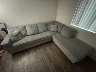 L shaped sofa / couches