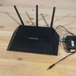 Netgear Nighthawk RZ6700 Router