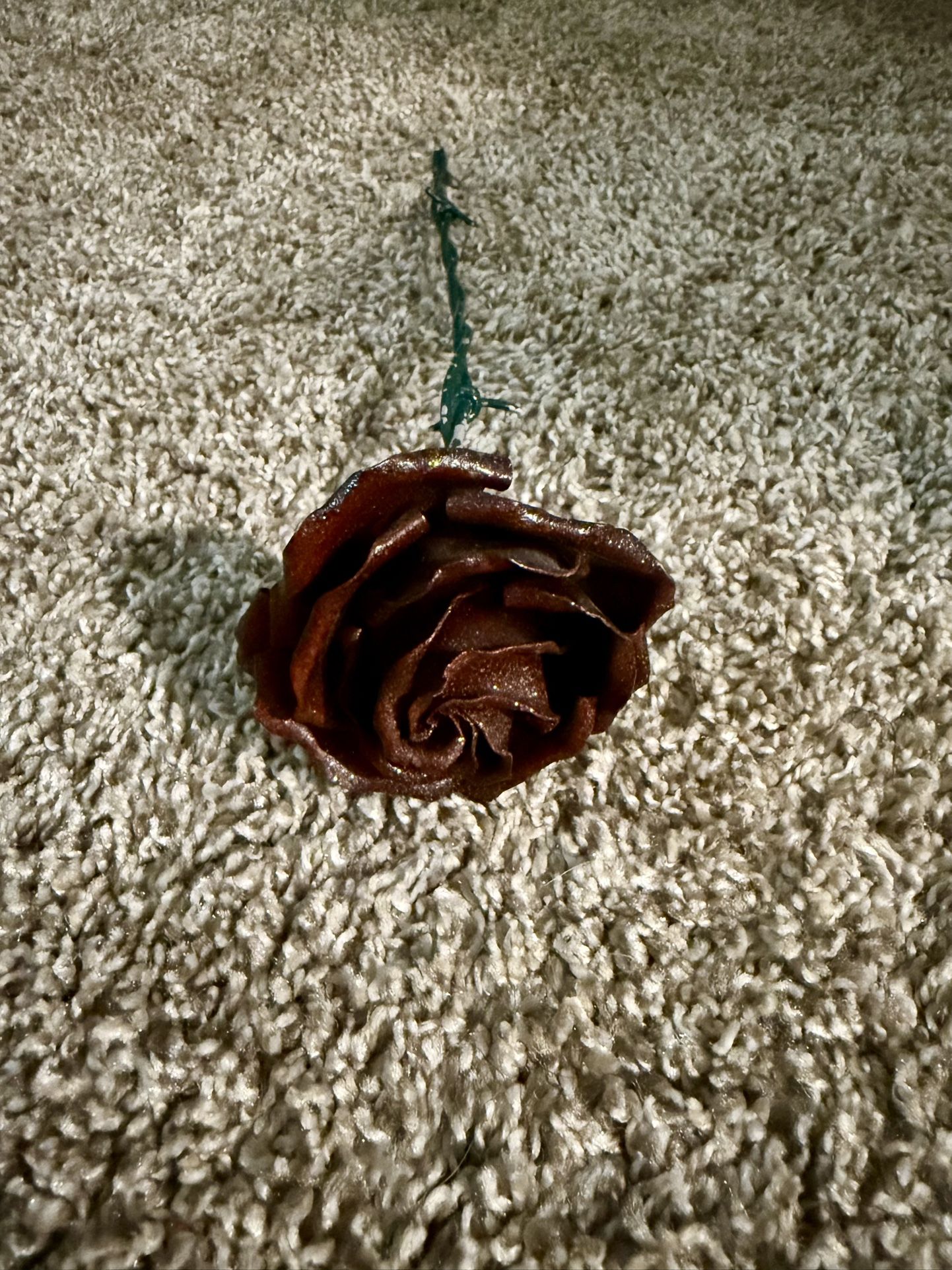 Welded Red Sparkly Rose