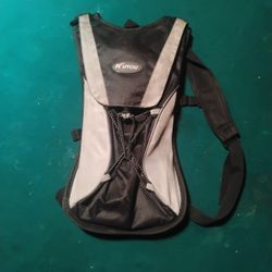KUYOU Hydration Pack with 2L Bladder Black Backpack