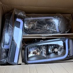Switchback LED Strip Headlight w/LED Bulbs 99-07 GMC Sierra, Yukon XL